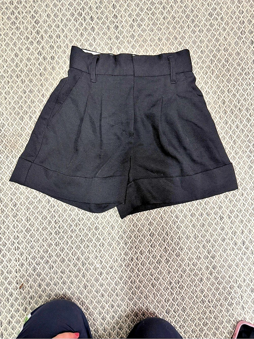 Wilfred Anthem Short High Waist Shorts in Black